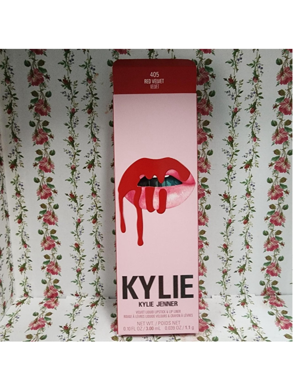 Kylie Jenner Red Velvet Lipstick & Lip Liner Set
Color: Red Velvet
#kylie #lipst